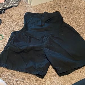 Maternity shorts